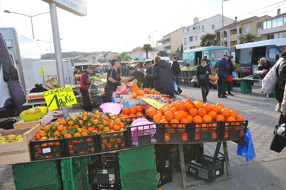 ALIMENTATION. Suspension des marchés de Jonquières, Ferrières et
...