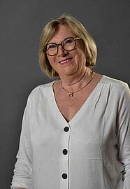 Mme Christiane VILLECOURT